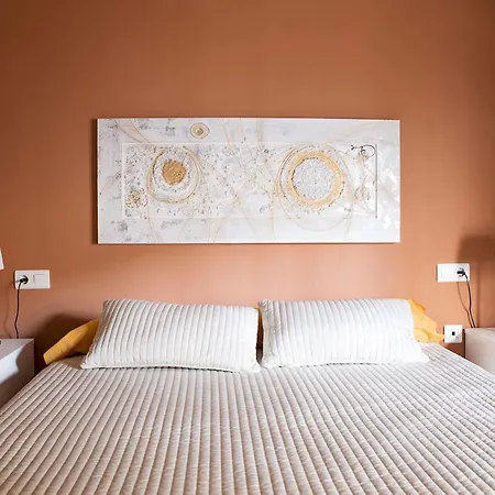 Suncity Plaza Apartment Malaga